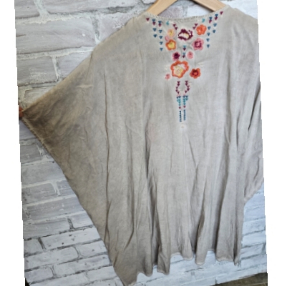 Altar'd State Embroidered Beige Blouse - Picture 5 of 6